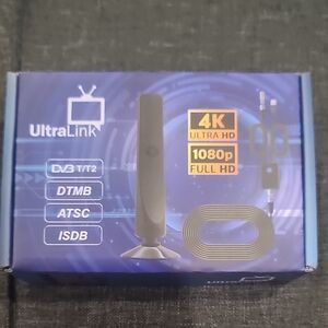 Black 4K Ultra HD Antenna